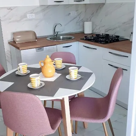 Katarina Apartment *