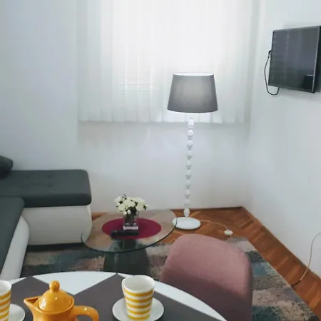 Katarina Apartment *