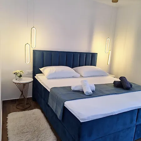 Katarina 扎博里克