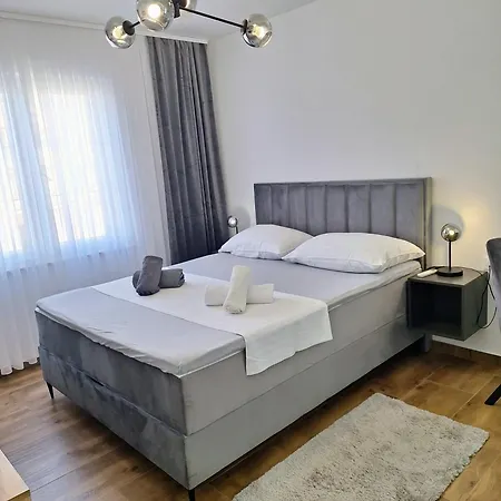 Katarina 扎博里克