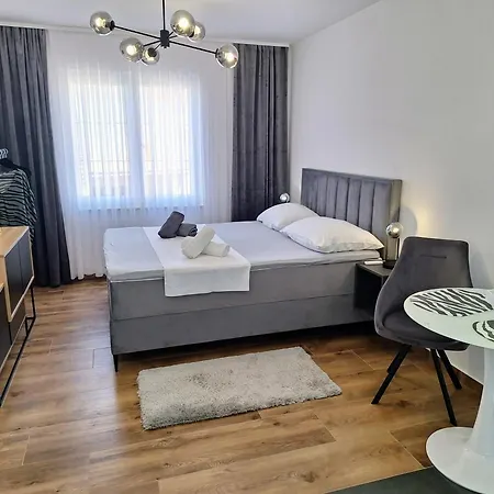 Katarina * 扎博里克