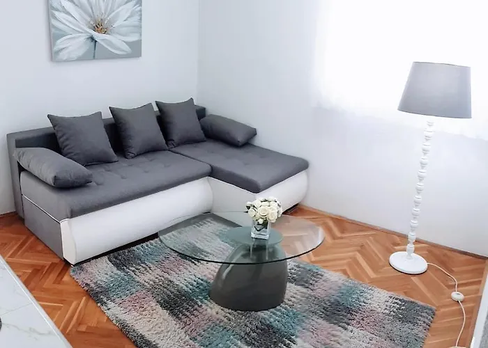 Katarina דירה ז'אבוריץ'